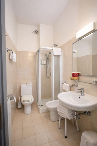Bathroom, Hotel Granducato, Siena
