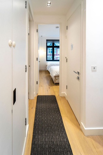 Room 4, Modern Duplex in Ealing Common, London