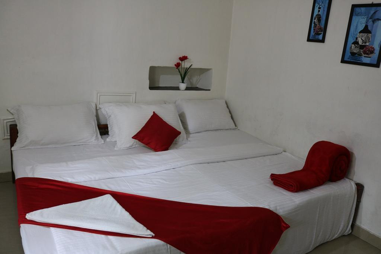 Bedroom 5, Marayoor Holidays, Idukki