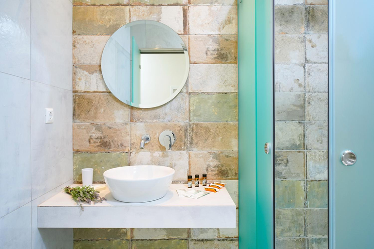 Bathroom 2, Blue view seaside hotel, East Macedonia and Thrace