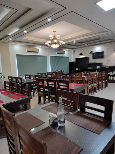 Dining 3, Foxoso Heights Tapovan, Garhwal