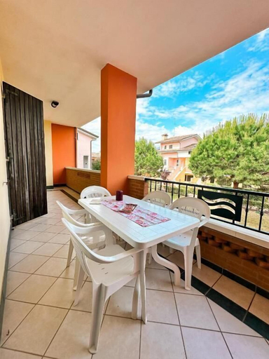 Outdoor dining 2, Pomposa Residence, Ferrara