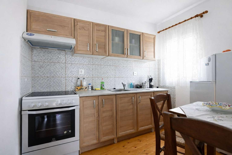 Kitchen 5, Dinas Apartment Alonissos - Nefeli Summer Haven, Thessaly