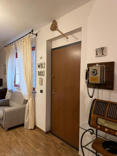 Others 4, Liguorini House, Avellino