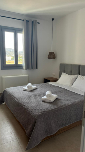 Bedroom 2, Pyrra apartments, Central Greece