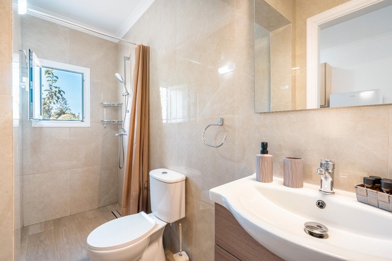 Bathroom 3, Absinthia Fanes, South Aegean