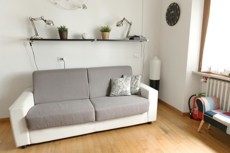 Others 4, Belfiore apartment, Florence