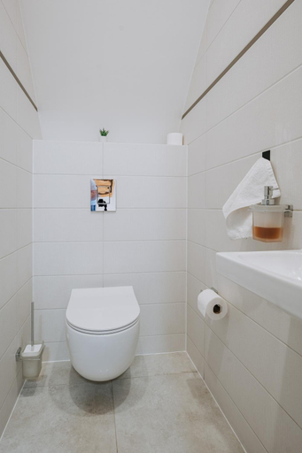 Bathroom 2, Royal House, Tatra