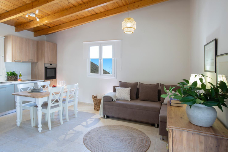 Others 5, Villa Avlaki, Ionian Islands