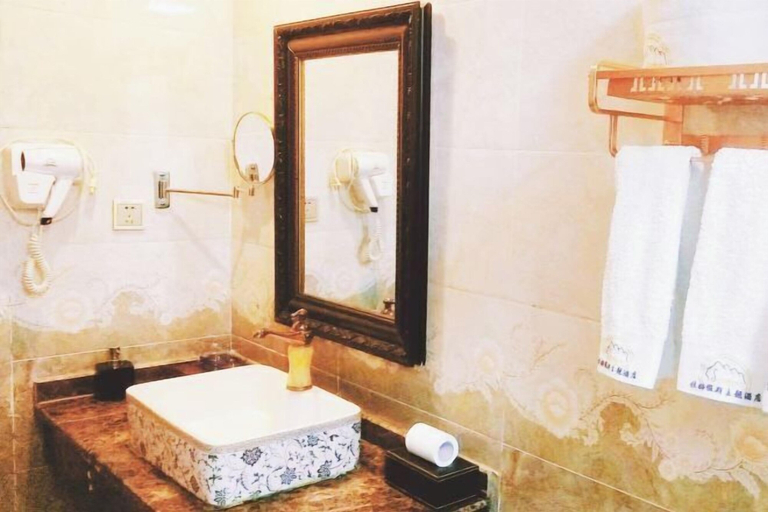 Bathroom 4, Rahm Holiday Theme Hotel, Ngawa Tibetan and Qiang
