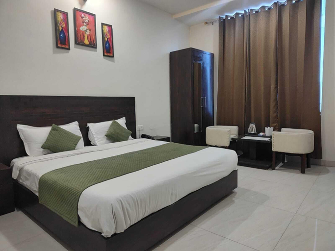 Room 4, Foxoso Heights Tapovan, Garhwal
