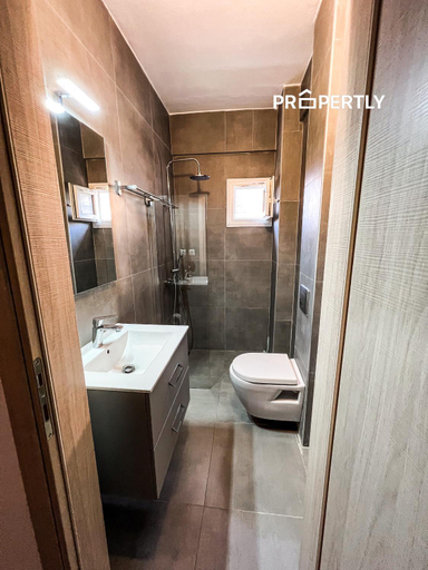Bathroom 2, Hakan's Seaside Apartments, Central Macedonia