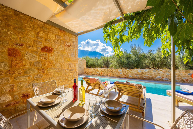 Facilities 2, Villa Castillo Ena, Peloponnese