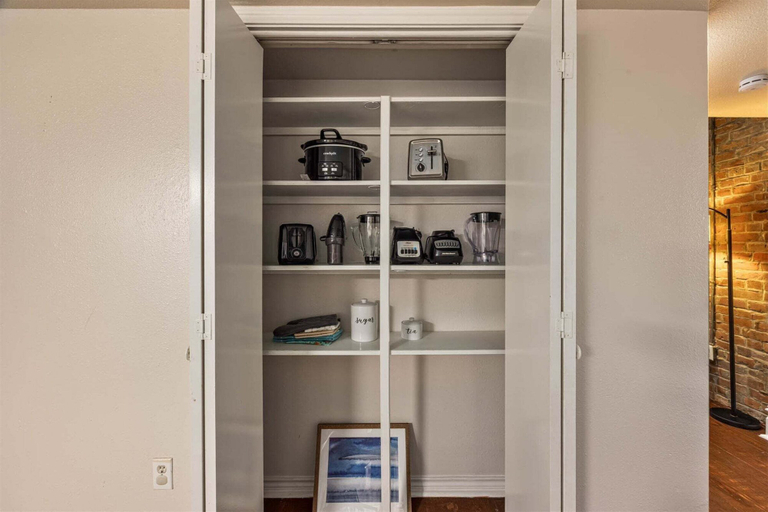 Interior 5, The Mensing Loft 3 Bedroom Home, Galveston