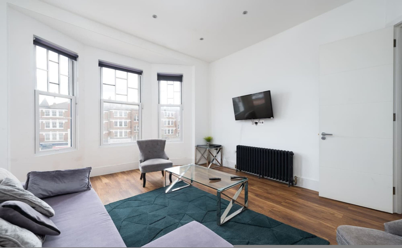 Room 4, Gorgeous London Flat - Newly Furnished Mhb350, London