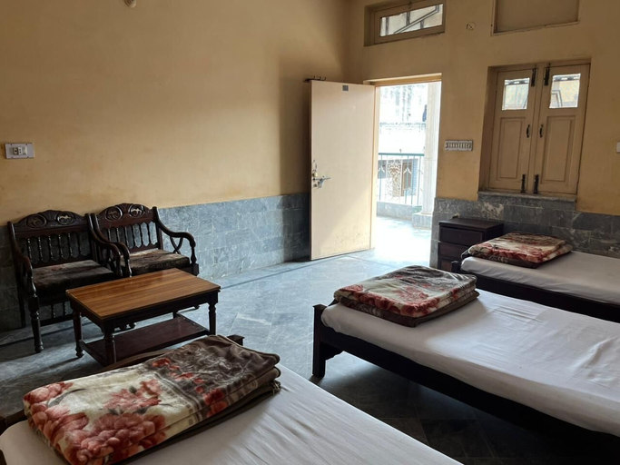 Room 2, Qaiser Hotel, Lahore