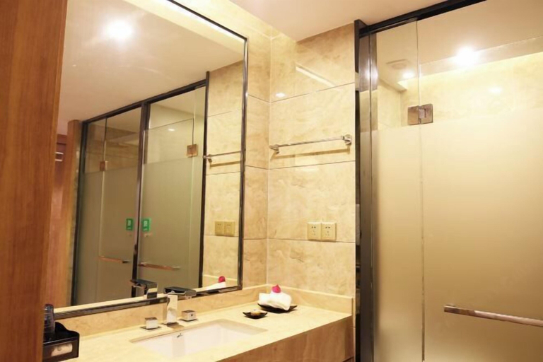Bathroom 4, Yabulun Health & Wellness Holiday Hotel, Sanya