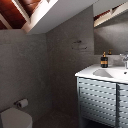 Bathroom 2, EBRU EVLERI ICMELER MERKEZE PLAJA YAKIN, Marmaris