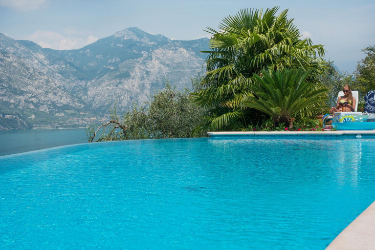 Sport & Beauty 5, Malcesine Dream Apartments, Verona