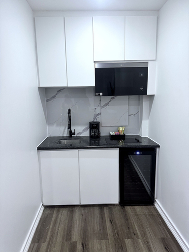 Private kitchen 4, The Hive Boutique Hotel