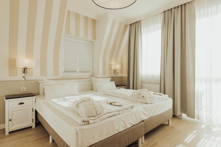 Bedroom 4, Villa Strandperle IV Jahreszeiten Kühlungsborn, Rostock