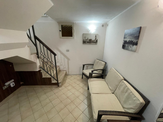 Others 4, Norman City House, Palermo