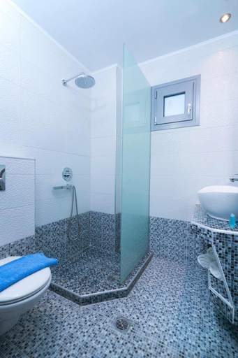 Bathroom 5, Lena Apartments Potos Thassos, East Macedonia and Thrace