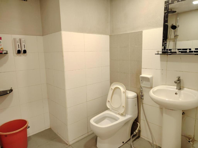 Bathroom 5, D04-Walk to Ikea Tebrau/Toppen/Aeon 8 mins 4-11pax, Johor Bahru