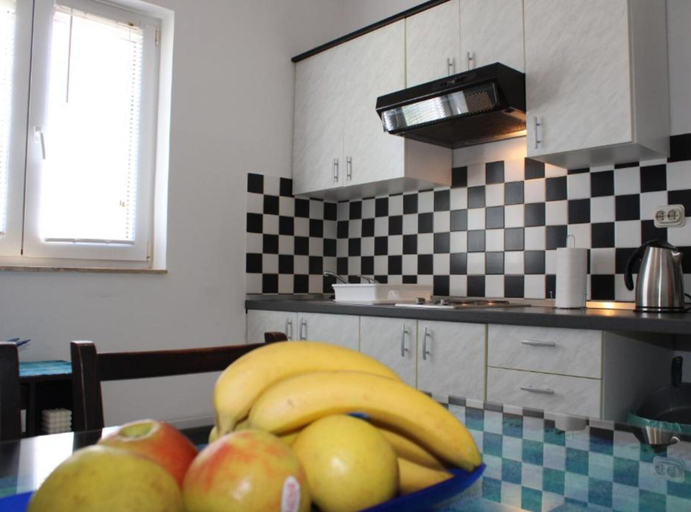 Private kitchen 4, Apartments Rubić, Dugi Rat