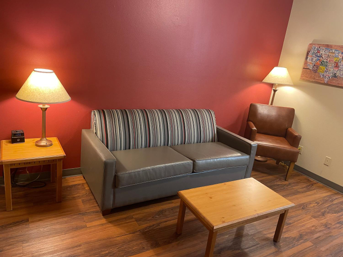 Others 2, Harmony Inn & Suites, Cherry
