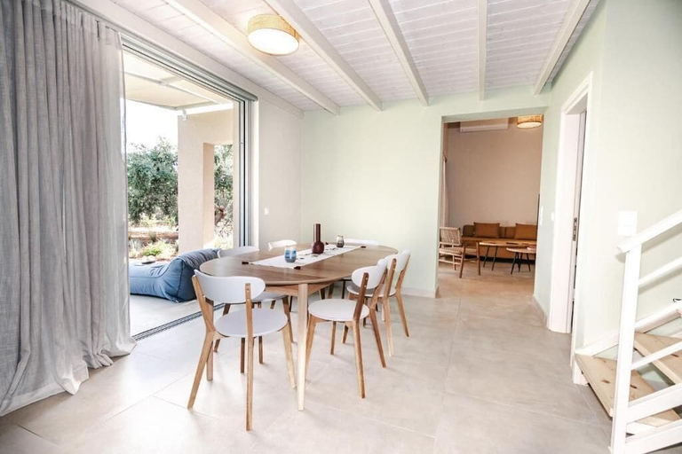 Dining 4, helichrysum lofts, Peloponnese