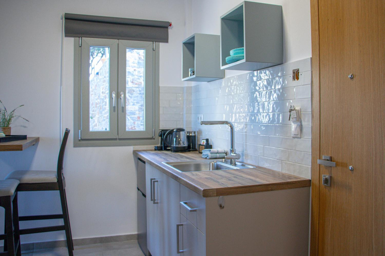 4, House of Harmony Suites, Crete