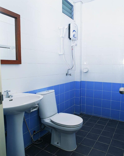 Bathroom 3, Lamphuhouse Bangkok, Phra Nakhon
