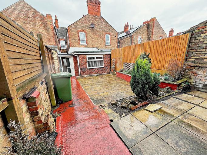 Garden, Alpine Guest House, Lincolnshire