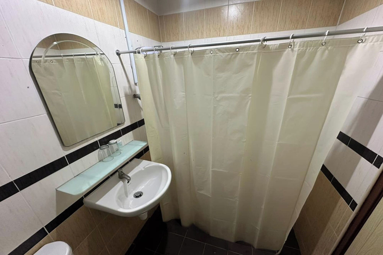 Bathroom 4, Hotel Titiwangsa, Cameron Highlands