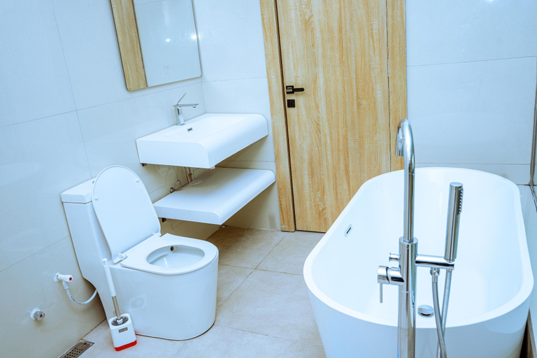 Bathroom 4, Atlantic Shores Resort, Amuwo Odofin