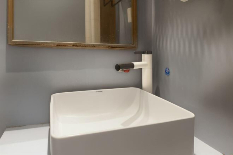 Bathroom 3, WuzhenThose Years, Those Events, Those People, Jiaxing