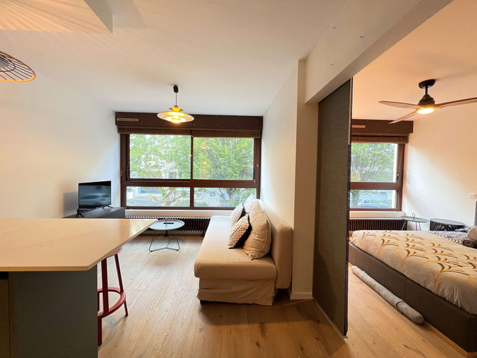 Room 2, Le Midi - 2p - Moyenne dur e, Haute-Garonne