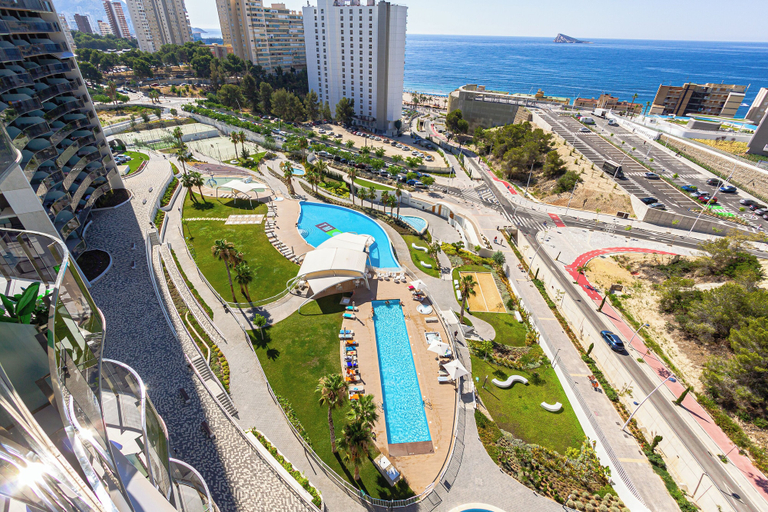 Exterior, Sunset Waves Apartments Tower 1, Alicante