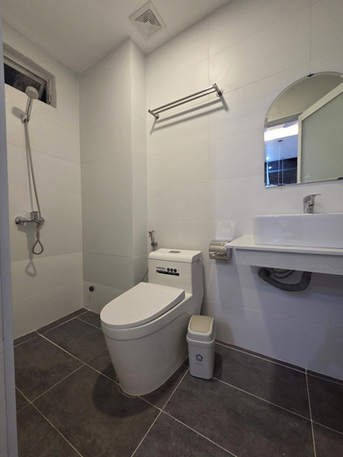 Bathroom 5, 1001 Stars, Bình Thạnh