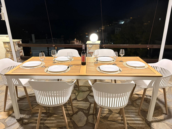 Food & Drinks 4, Elpida Apartments, Thessaly