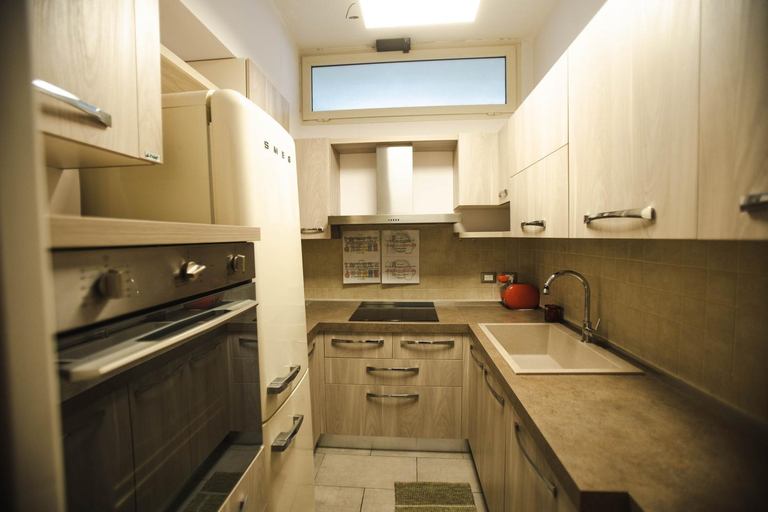 Others 5, 4 Balconi House- Appartamento moderno a Lecce, Lecce