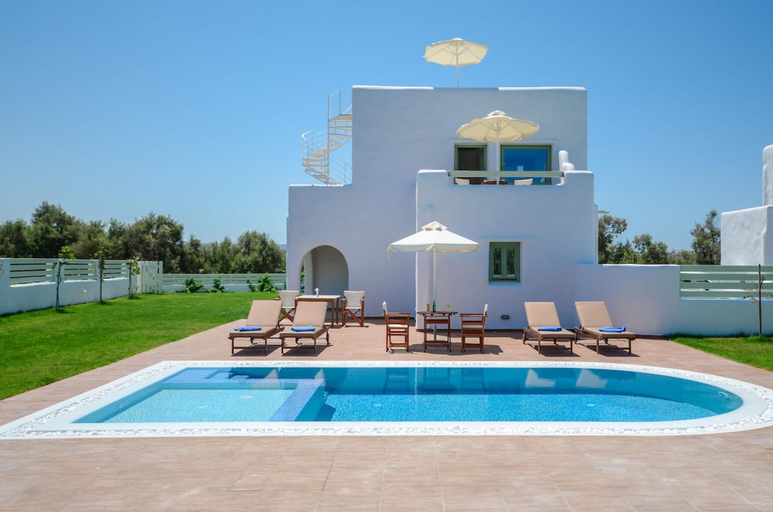 Sport & Beauty 2, My Villa Naxos III, South Aegean