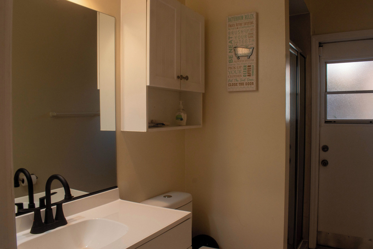 Bathroom 4, Peace of Mind and Resting place, Saint Lucie