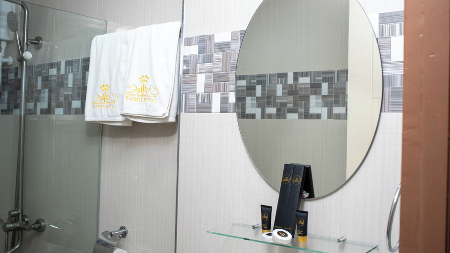 Bathroom 4, EMMIE HOTEL, Legazpi City