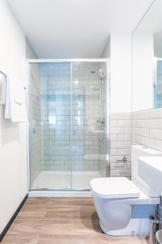 Bathroom 4, Zarco Apartments by Mercado Funchal, Funchal