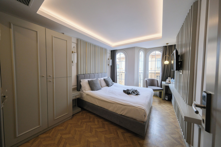 Bedroom 5, Serai Hotel, Fatih