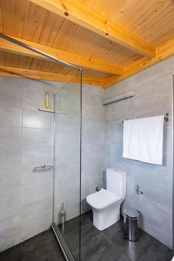 Bathroom 2, Santa Marina House, Ionian Islands