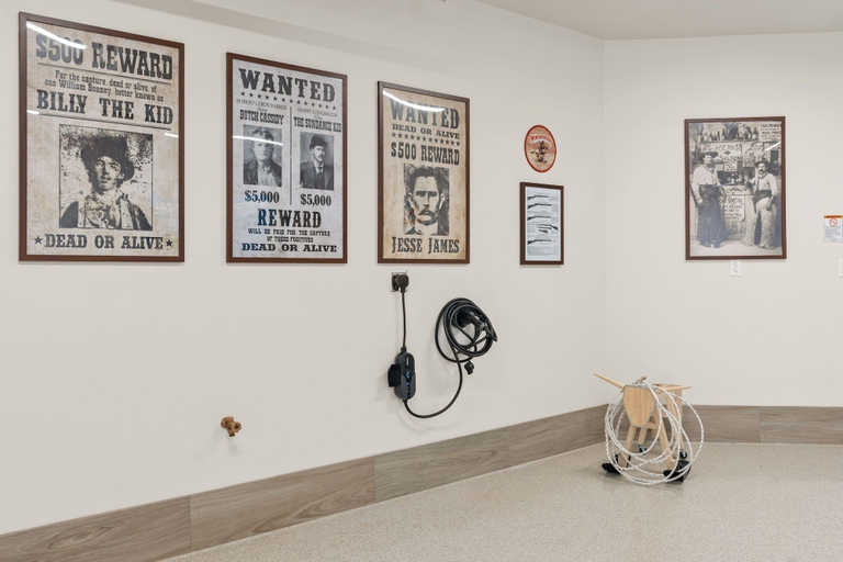 Interior 4, Horseman's Hideout 3 Bedroom Townhouse, Washington