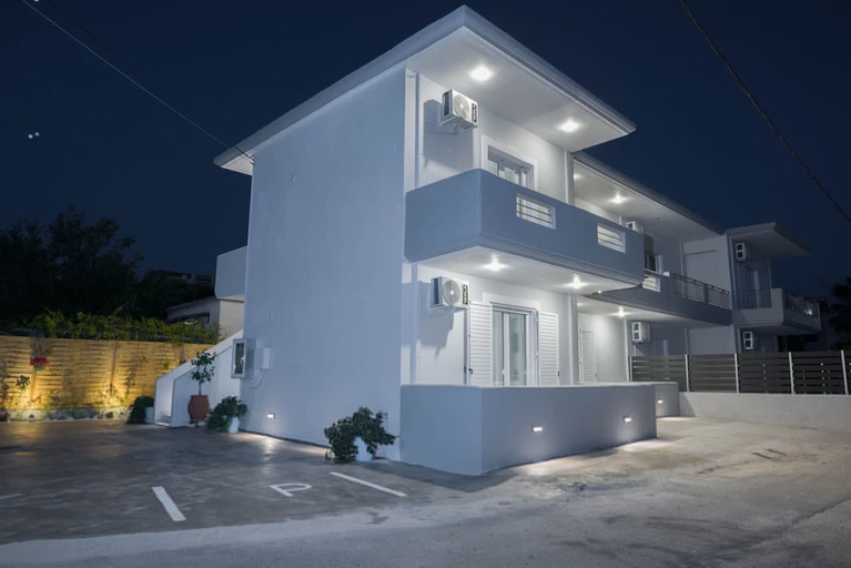 Room 2, Diana s House 3 - Gytheio Sandy Beach Haven, Peloponnese